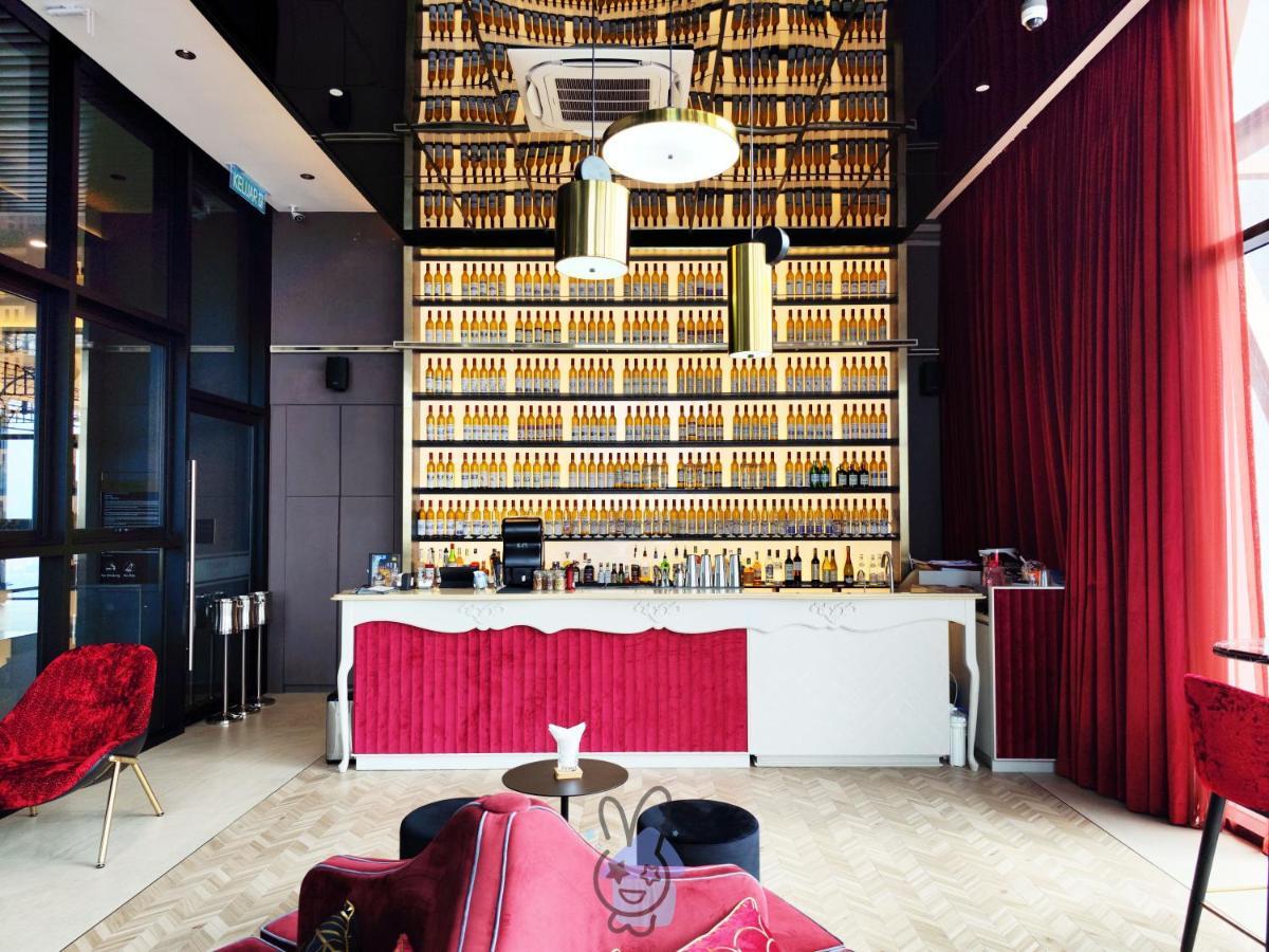 Scarletz Klcc By Starwood Lux Aparthotel Kuala Lumpur Exterior photo